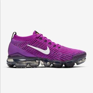 Size 11 Nike Air VaporMax Flyknit 3 Sneaker